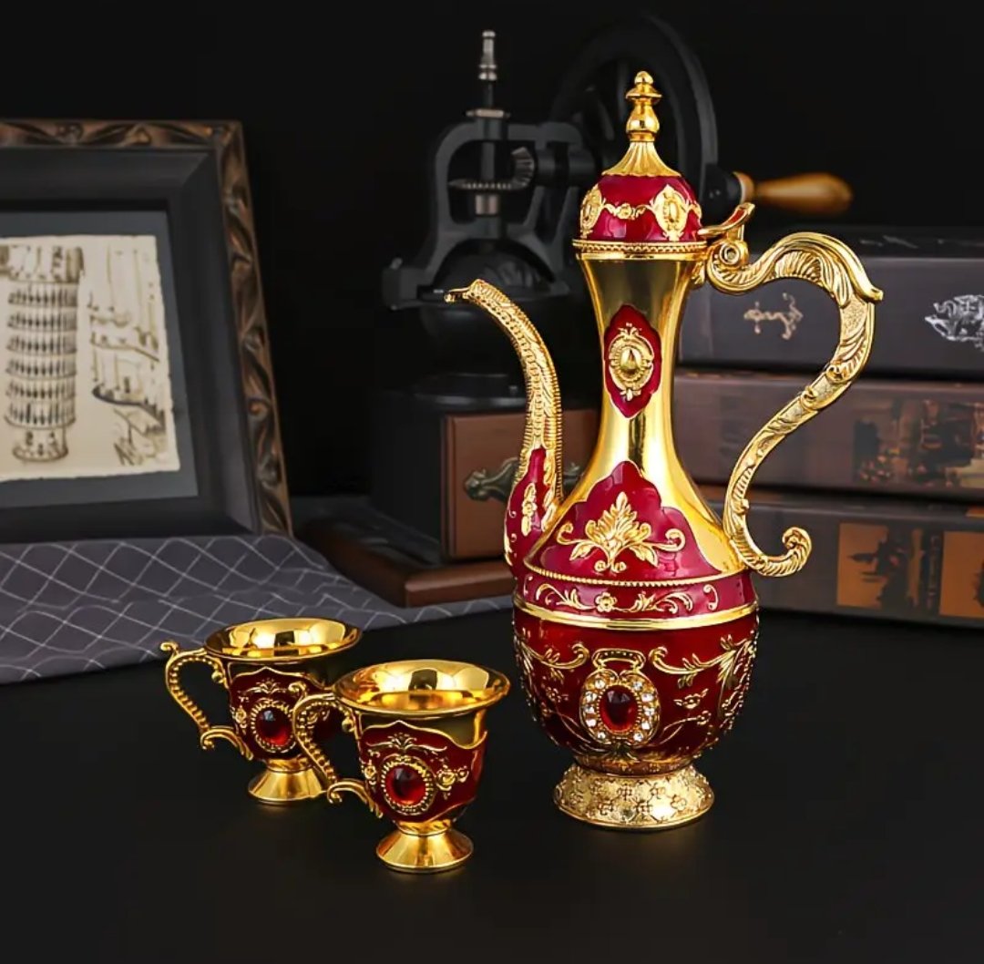 1 Set Vintage Exquisite Metal Wine Glass Jug Set - Image 3
