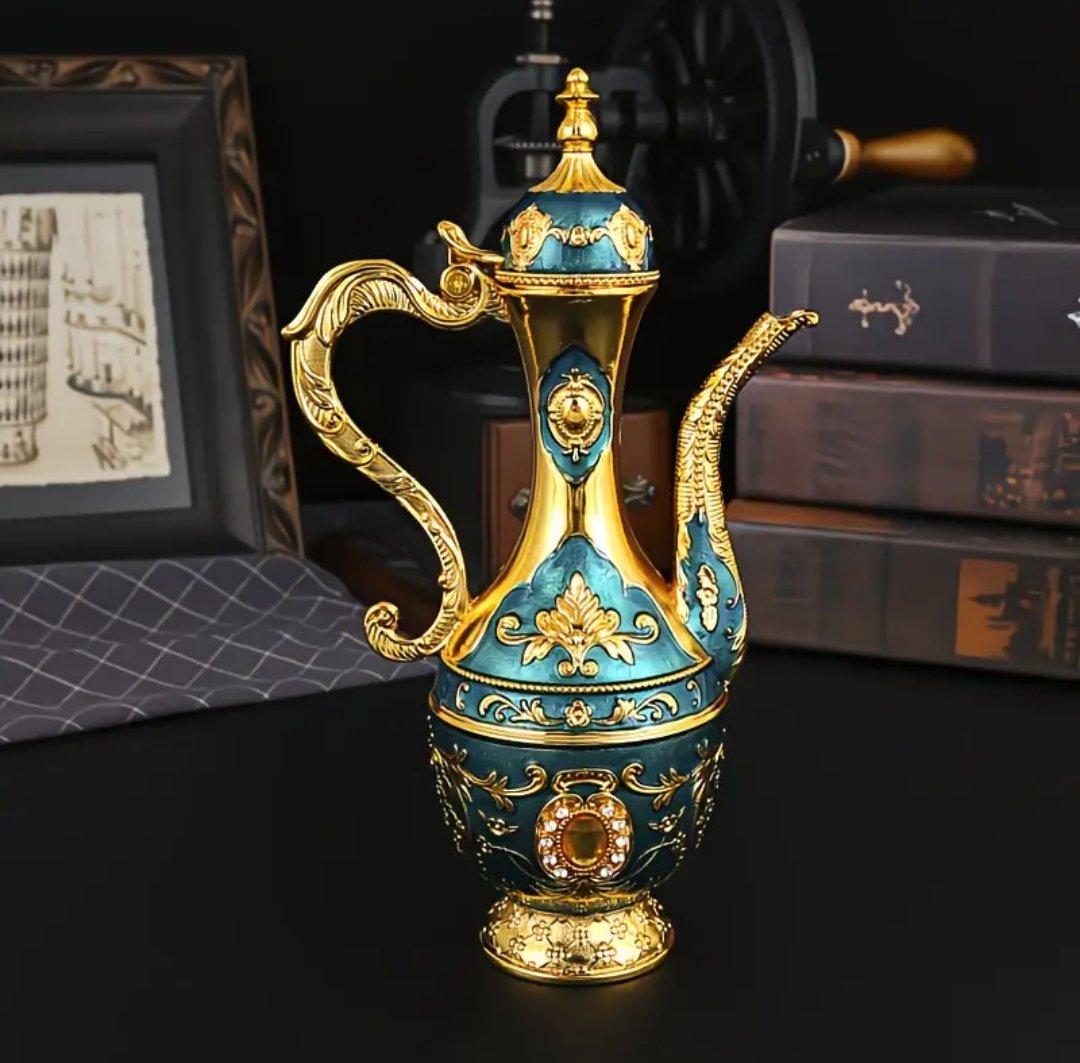 1 Set Vintage Exquisite Metal Wine Glass Jug Set - Image 7