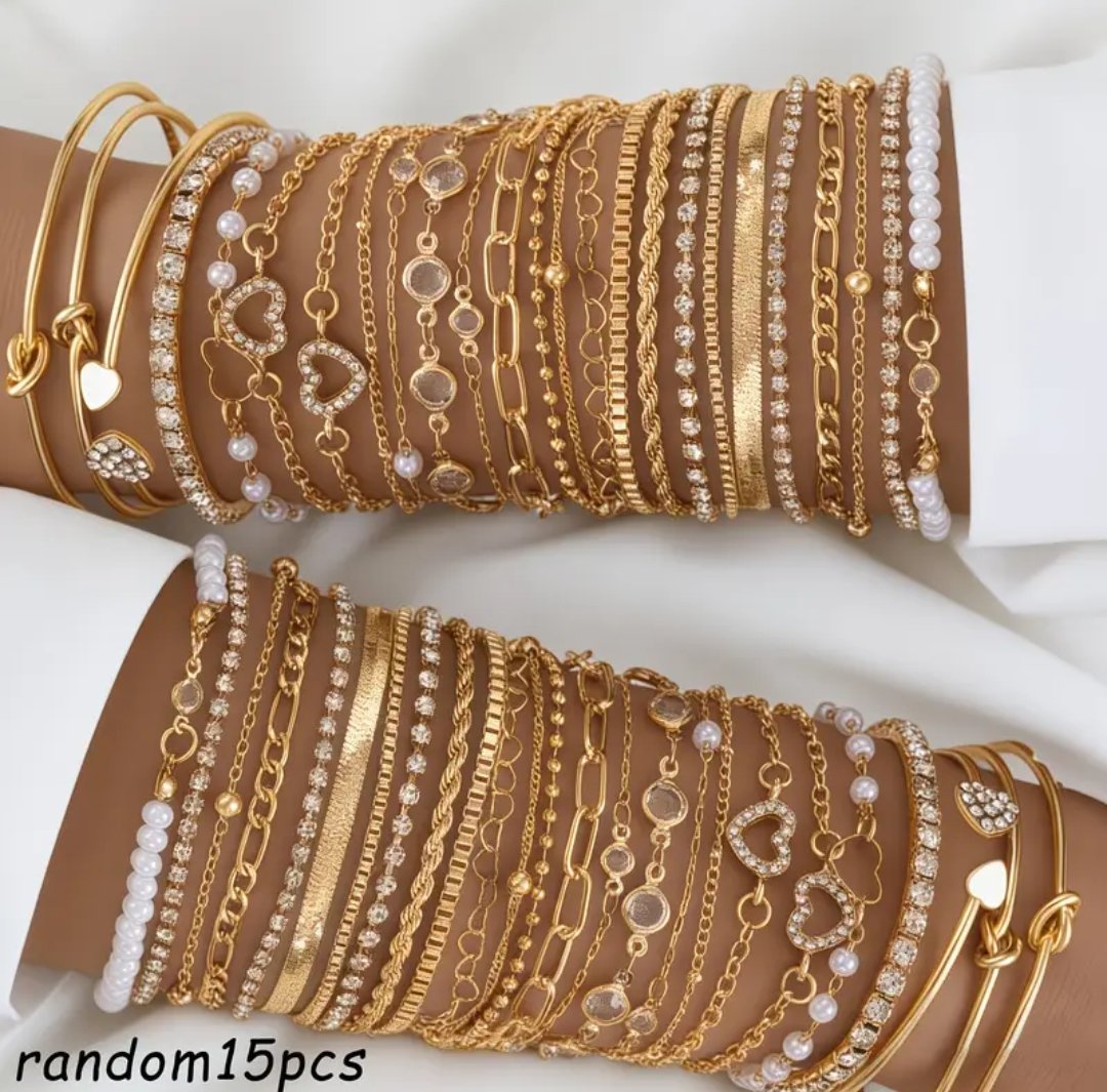 Random 15pcs Women's Fashion Bracelet Set