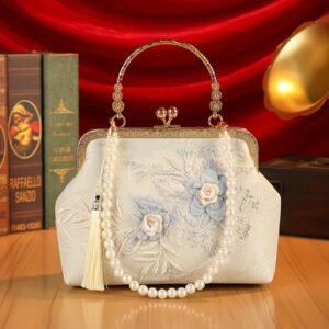 Elegant Floral Lace Evening Clutch with Detachable Shoulder Strap