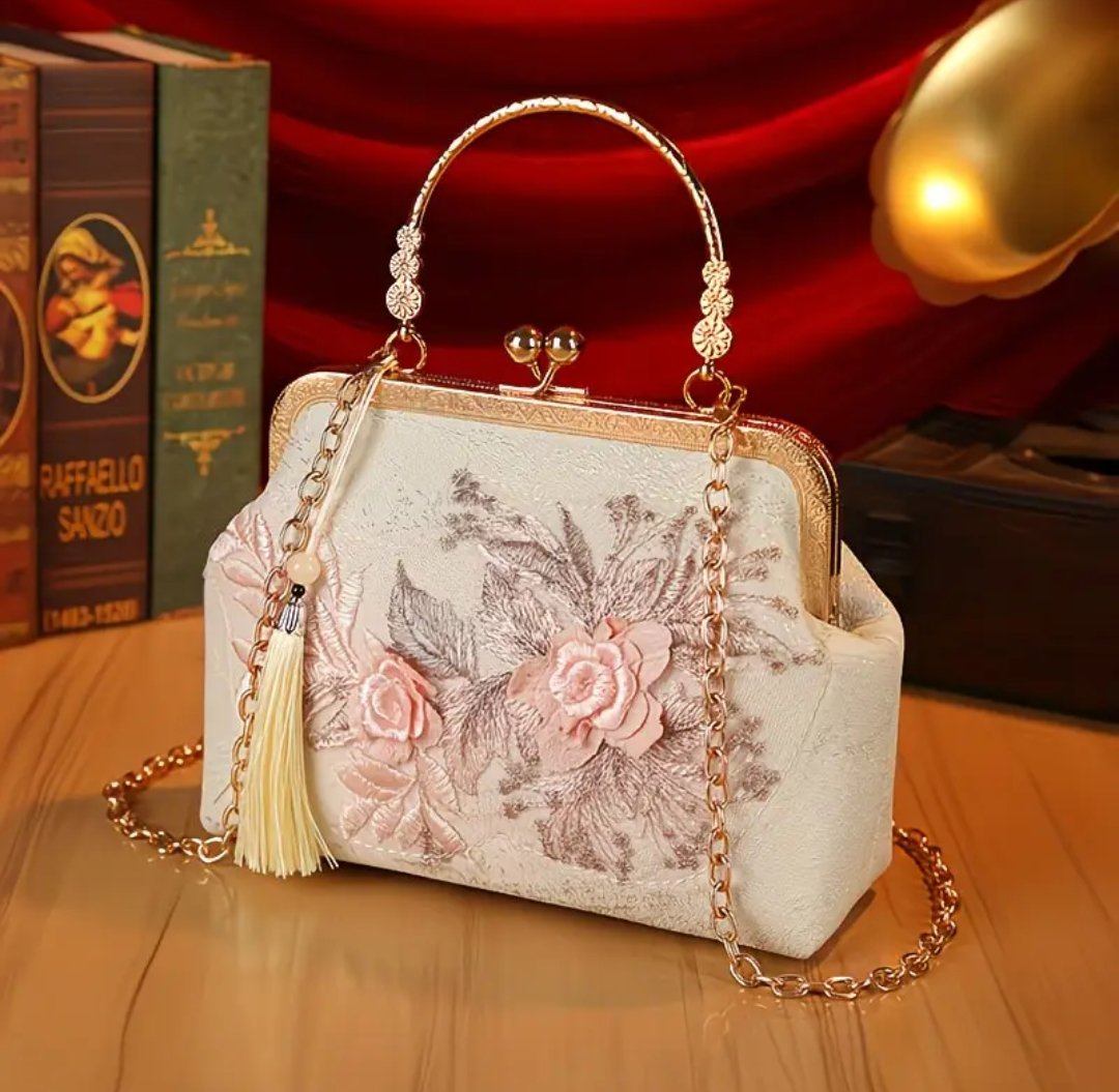 Elegant Floral Lace Evening Clutch with Detachable Shoulder Strap - Image 8